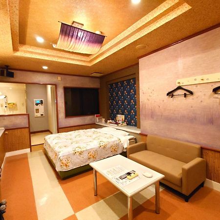Hotel Remy (Adults Only) Тосу Экстерьер фото