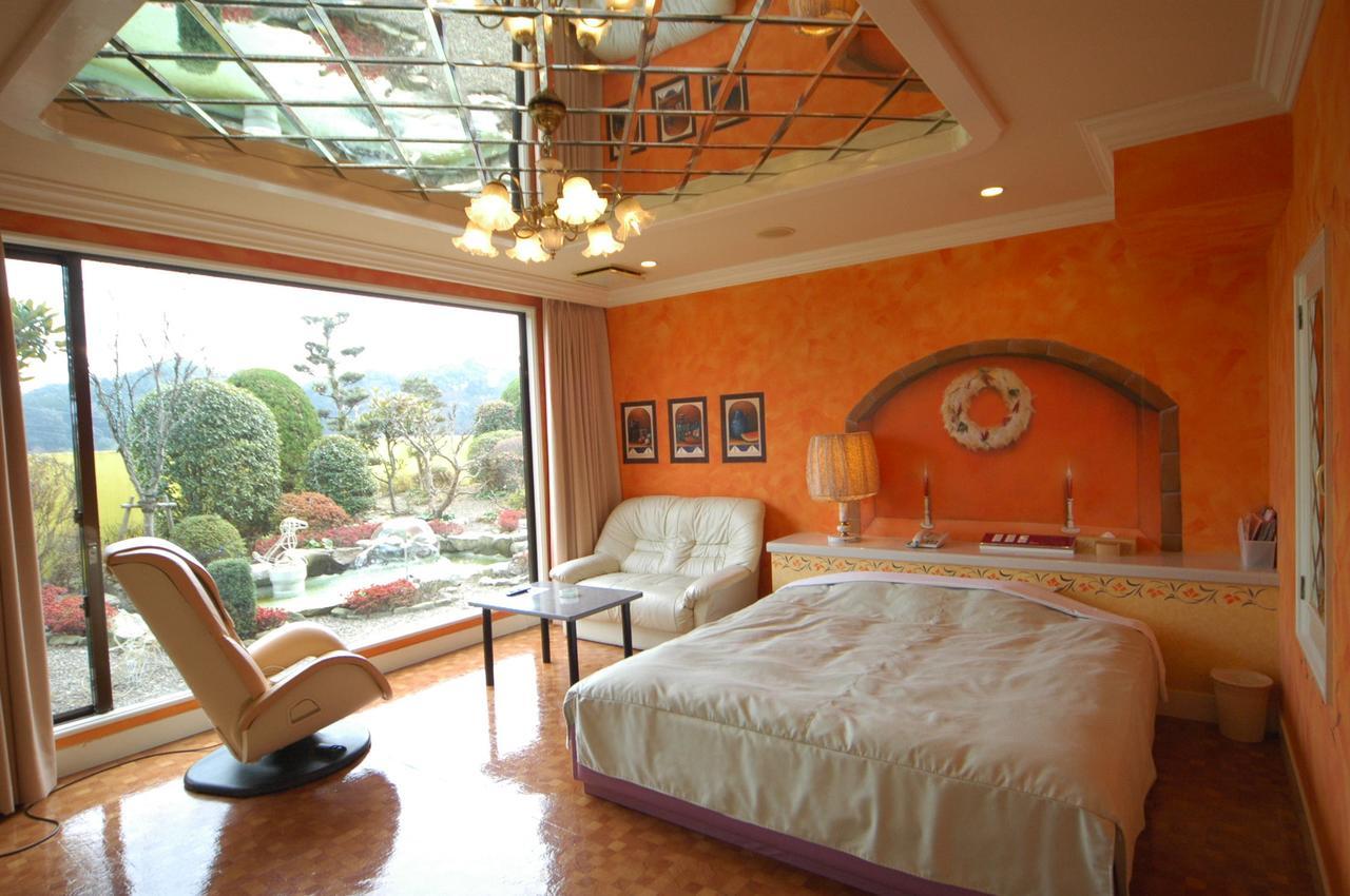 Hotel Remy (Adults Only) Тосу Экстерьер фото